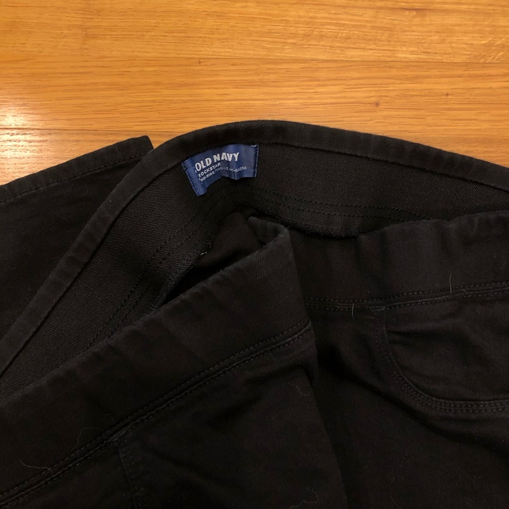 Black Old Navy Rockstar Jeggings